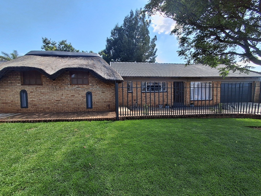3 Bedroom Property for Sale in Doringkruin North West